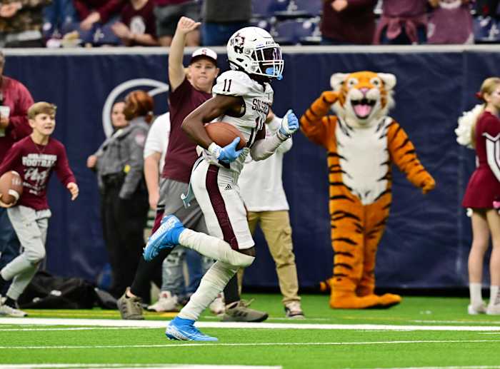 Silsbee vs Cuero December 2, 2022 Photo-Tom Dendy40